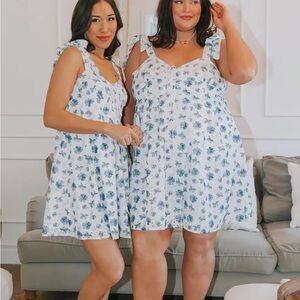 Chic White and Blue Floral Midi Dress